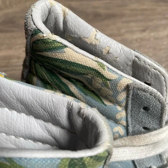 Vintage Limited Edition Tropical Floral High-Top Sneakers - Picture 6 of 6